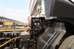 飞碟EW7 气刹 4.18米单排纯电动厢式轻卡 中创新航134kWh