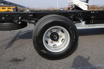 �ɵ�EW7 ��ɲ 4.18�׵��Ŵ��綯��ʽ�Ῠ �д��º�134kWhͼƬ