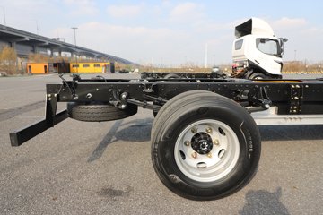 �ɵ�EW7 ��ɲ 4.18�׵��Ŵ��綯��ʽ�Ῠ �д��º�134kWhͼƬ