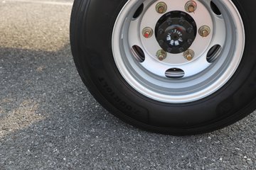 �ɵ�EW7 ��ɲ 4.18�׵��Ŵ��綯��ʽ�Ῠ �д��º�134kWhͼƬ