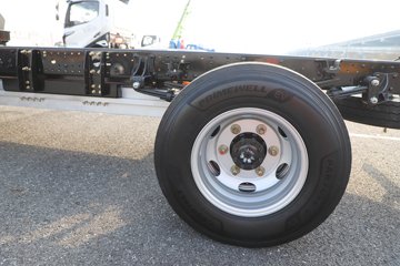 �ɵ�EW7 ��ɲ 4.18�׵��Ŵ��綯��ʽ�Ῠ �д��º�134kWhͼƬ