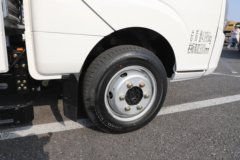 飞碟EF3 液刹 4.01米单排纯电动栏板轻卡 中创新航81.87kWh 飞碟EF3 液刹 4.01米单排纯电动栏板轻卡 中创新航81.87kWh