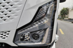 福田欧马可智蓝ES1 4x2 4.08米单排纯电动冷藏车 亿纬140.15kWh