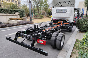 ����ŷ��������ES1 4x2 4.08�׵��Ŵ��綯��س� ��γ140.15kWhͼƬ