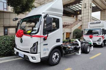 ����ŷ��������ES1 4x2 4.08�׵��Ŵ��綯��س� ��γ140.15kWhͼƬ