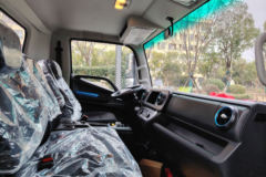 福田欧马可智蓝ES1 4x2 4.08米单排纯电动冷藏车 亿纬140.15kWh