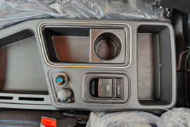 智蓝ES&nbsp;电动冷藏车驾驶室图片