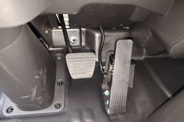 ����ŷ��������ES1 4x2 4.08�׵��Ŵ��綯��س� ��γ140.15kWhͼƬ