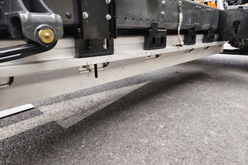 ����ŷ��������ES1 4x2 4.08�׵��Ŵ��綯��س� ��γ140.15kWhͼƬ