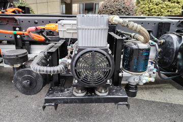 ����ŷ��������ES1 4x2 4.08�׵��Ŵ��綯��س� ��γ140.15kWhͼƬ