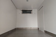 福田欧马可智蓝ES1 4x2 4.08米单排纯电动冷藏车 亿纬140.15kWh