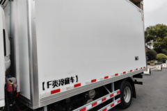 福田欧马可智蓝ES1 4x2 4.08米单排纯电动冷藏车 亿纬140.15kWh