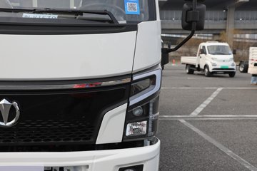 �ɵ��³�MV6 2L CNG 150���� ��ʿ��8�� 4.18�׵��������ῨͼƬ