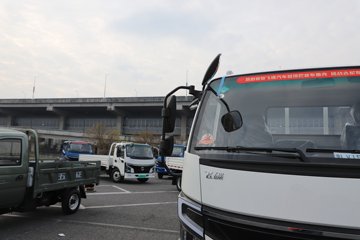 �ɵ��³�MV6 2L CNG 150���� ��ʿ��8�� 4.18�׵��������ῨͼƬ