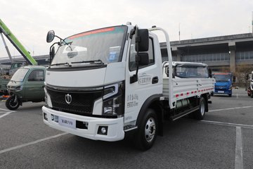 飞碟奥驰MV6 2L CNG 150马力 法士特8档 4.18米单排栏板轻卡