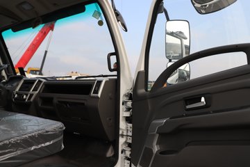 �ɵ��³�MV6 2L CNG 150���� ��ʿ��8�� 4.18�׵��������ῨͼƬ