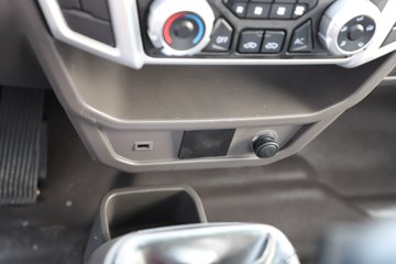 �ɵ��³�MV6 2L CNG 150���� ��ʿ��8�� 4.18�׵��������ῨͼƬ