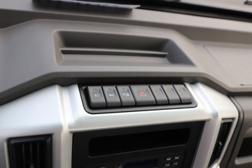 �ɵ��³�MV6 2L CNG 150���� ��ʿ��8�� 4.18�׵��������ῨͼƬ