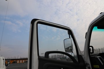 �ɵ��³�MV6 2L CNG 150���� ��ʿ��8�� 4.18�׵��������ῨͼƬ