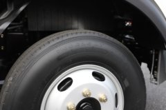 飞碟奥驰MV6 2L CNG 150马力 法士特8档 4.18米单排栏板轻卡 飞碟奥驰MV6 2L CNG 150马力 法士特8档 4.18米单排栏板轻卡