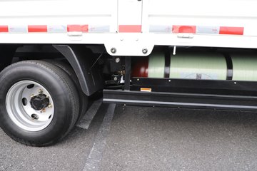 �ɵ��³�MV6 2L CNG 150���� ��ʿ��8�� 4.18�׵��������ῨͼƬ