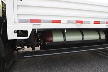 �ɵ��³�MV6 2L CNG 150���� ��ʿ��8�� 4.18�׵��������ῨͼƬ