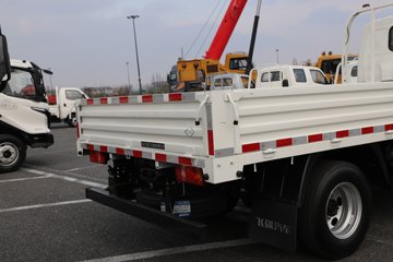 �ɵ��³�MV6 2L CNG 150���� ��ʿ��8�� 4.18�׵��������ῨͼƬ