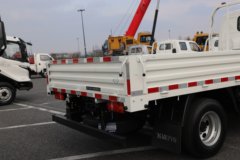 飞碟奥驰MV6 2L CNG 150马力 法士特8档 4.18米单排栏板轻卡 飞碟奥驰MV6 2L CNG 150马力 法士特8档 4.18米单排栏板轻卡