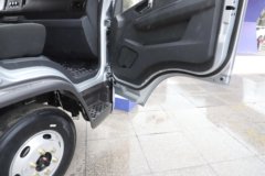 陕汽德龙G200 2.5L柴油 155马力 法士特6档 AMT自动档 4.18米单排栏板轻卡 陕汽德龙G200 2.5L柴油 155马力 法士特6档 AMT自动档 4.18米单排栏板轻卡