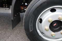 飞碟EW7 MAX版 气刹 4.18米单排纯电动栏板轻卡 宁德时代140.41kWh 飞碟EW7 MAX版 气刹 4.18米单排纯电动栏板轻卡 宁德时代140.41kWh