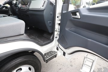 �ɵ��³�MV3 2L CNG 122���� ������5�� 4.15�׵��������ῨͼƬ