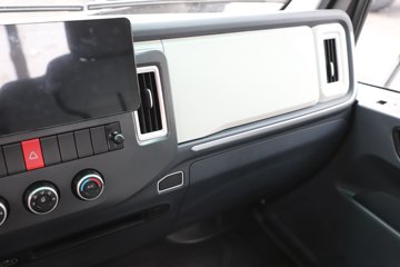 �ɵ��³�MV3 2L CNG 122���� ������5�� 4.15�׵��������ῨͼƬ