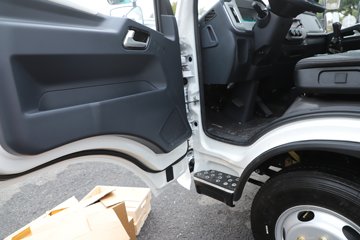 �ɵ��³�MV3 2L CNG 122���� ������5�� 4.15�׵��������ῨͼƬ