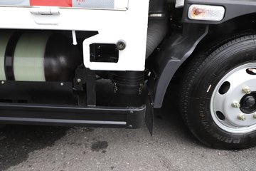 �ɵ��³�MV3 2L CNG 122���� ������5�� 4.15�׵��������ῨͼƬ