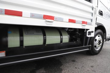 �ɵ��³�MV3 2L CNG 122���� ������5�� 4.15�׵��������ῨͼƬ