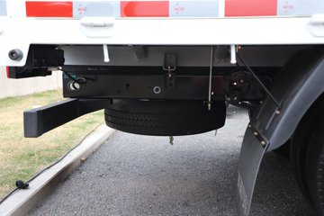 �ɵ��³�MV3 2L CNG 122���� ������5�� 4.15�׵��������ῨͼƬ