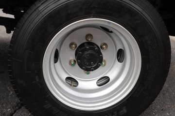 �ɵ��³�MV3 2L CNG 122���� ������5�� 4.15�׵��������ῨͼƬ