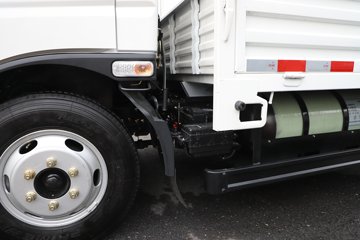 �ɵ��³�MV3 2L CNG 122���� ������5�� 4.15�׵��������ῨͼƬ