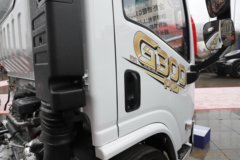 陕汽商用车德龙G300 Rro 2.5L柴油 180马力 法士特8档 4.2米单排厢式轻卡 陕汽商用车德龙G300 Rro 2.5L柴油 180马力 法士特8档 4.2米单排厢式轻卡