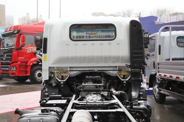 �������ó�����G300 Rro 2.5L���� 180���� ��ʿ��8�� 4.2�׵�����ʽ�ῨͼƬ