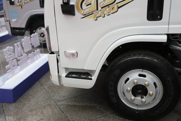 �������ó�����G300 Rro 2.5L���� 180���� ��ʿ��8�� 4.2�׵�����ʽ�ῨͼƬ