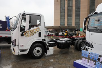 �������ó�����G300 Rro 2.5L���� 180���� ��ʿ��8�� 4.2�׵�����ʽ�ῨͼƬ