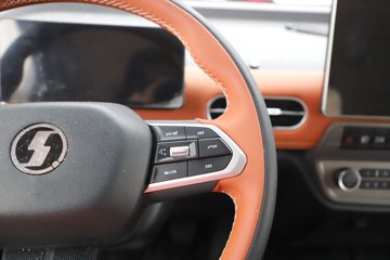 �������ó�����G300 Rro 2.5L���� 180���� ��ʿ��8�� 4.2�׵�����ʽ�ῨͼƬ