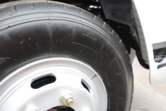 陕汽商用车德龙G300 Rro 2.5L柴油 180马力 法士特8档 4.2米单排厢式轻卡 陕汽商用车德龙G300 Rro 2.5L柴油 180马力 法士特8档 4.2米单排厢式轻卡