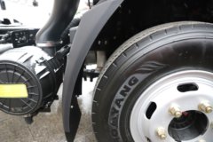 陕汽商用车德龙G300 Rro 2.5L柴油 180马力 法士特8档 4.2米单排厢式轻卡 陕汽商用车德龙G300 Rro 2.5L柴油 180马力 法士特8档 4.2米单排厢式轻卡