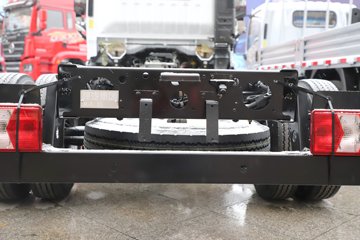 �������ó�����G300 Rro 2.5L���� 180���� ��ʿ��8�� 4.2�׵�����ʽ�ῨͼƬ