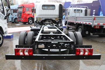 �������ó�����G300 Rro 2.5L���� 180���� ��ʿ��8�� 4.2�׵�����ʽ�ῨͼƬ