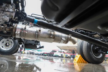 �������ó�����G300 Rro 2.5L���� 180���� ��ʿ��8�� 4.2�׵�����ʽ�ῨͼƬ