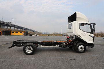 �ɵ�EW7 ��ɲ 4.18�׵��Ŵ��綯��ʽ�Ῠ ����ʱ��100.27kWhͼƬ