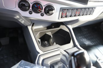 �ɵ�EW7 ��ɲ 4.18�׵��Ŵ��綯��ʽ�Ῠ ����ʱ��100.27kWhͼƬ